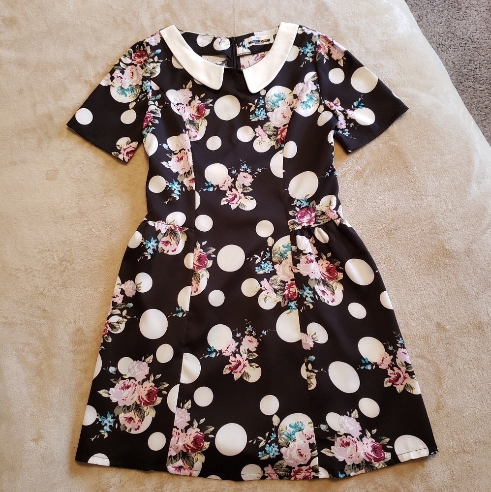 🖤Paper Plane Dress🤍